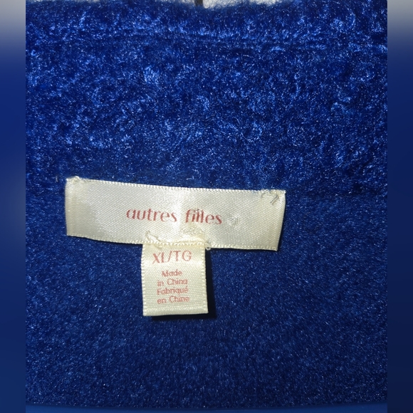 Blue Button-Up Jacket - Picture 3 of 3